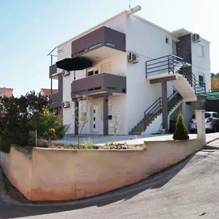 4 Me Apartment Trogir