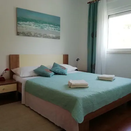 4 Me Apartament Trogir